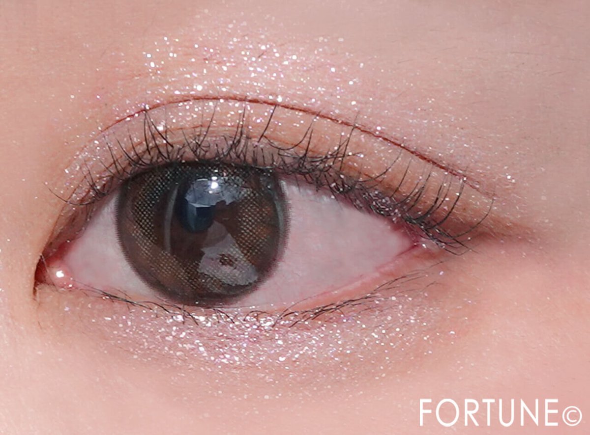 【FORTUNE（ふぉーちゅん）】新作コスメのリアルレビューを配信💋✍ tweet media