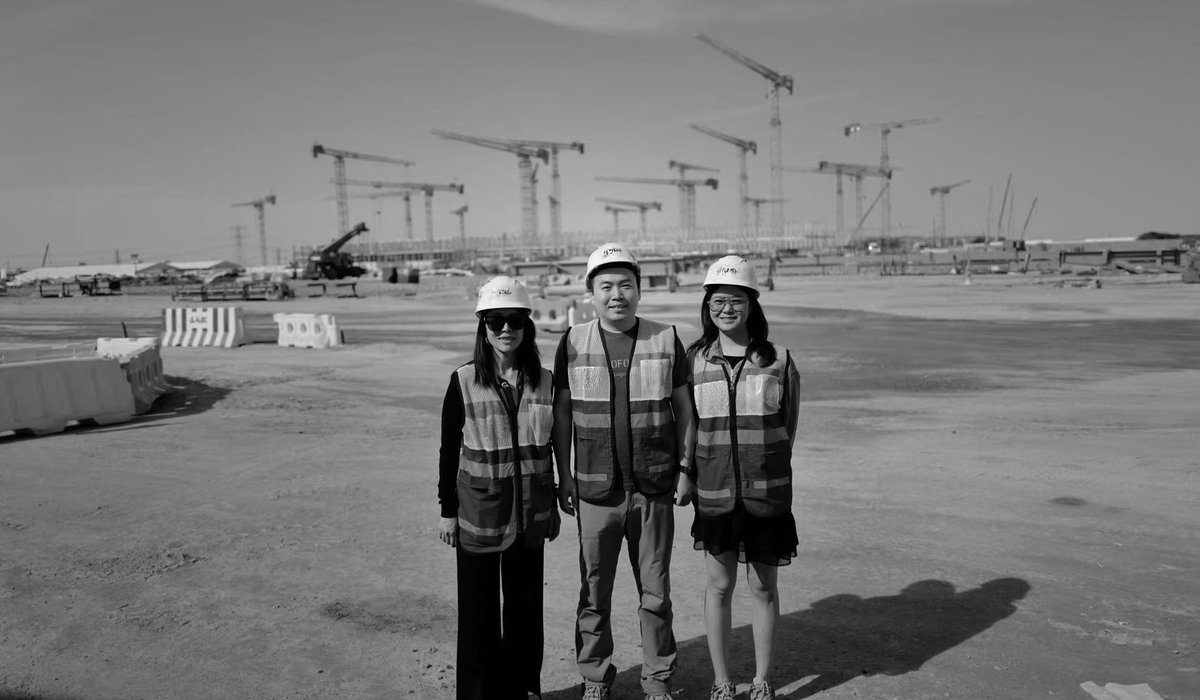 Ella Zhang tweet media