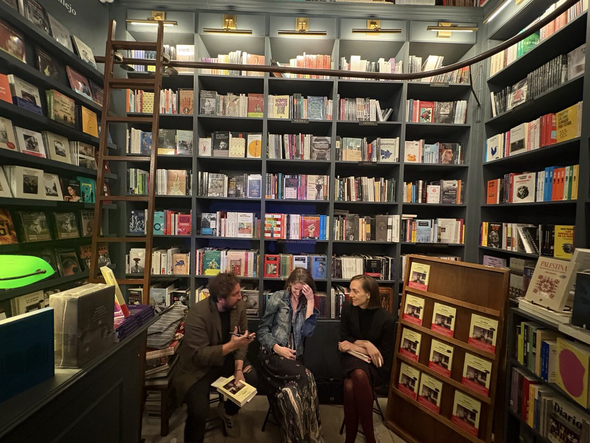 Carlos A. Pérez Ricart tweet media