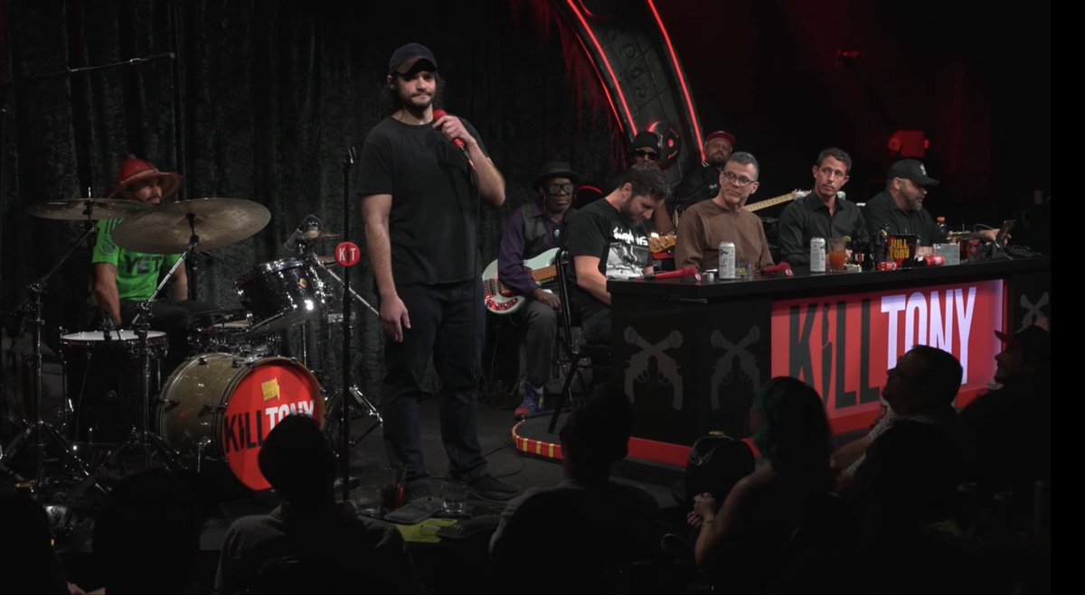 Kill Tony Commenter tweet media