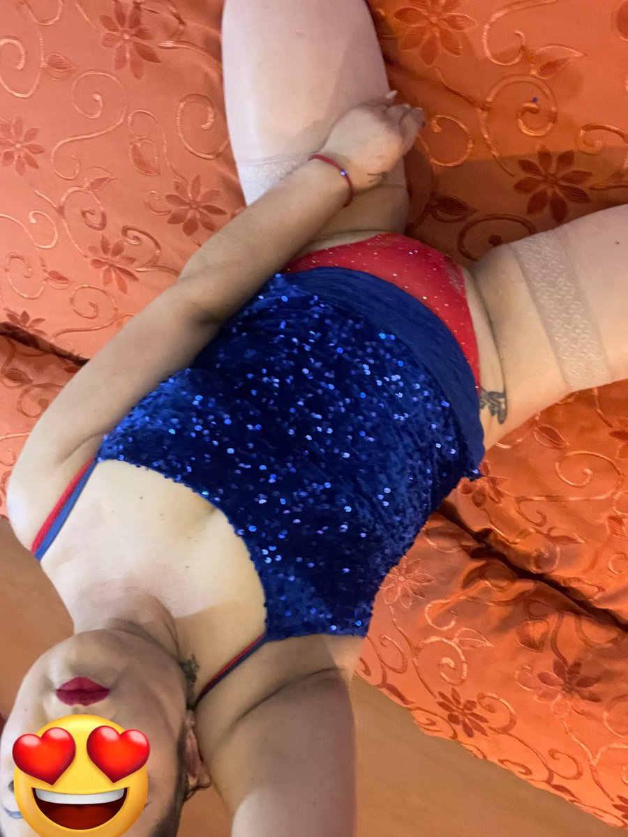 Britanny Michele y Julian tweet media