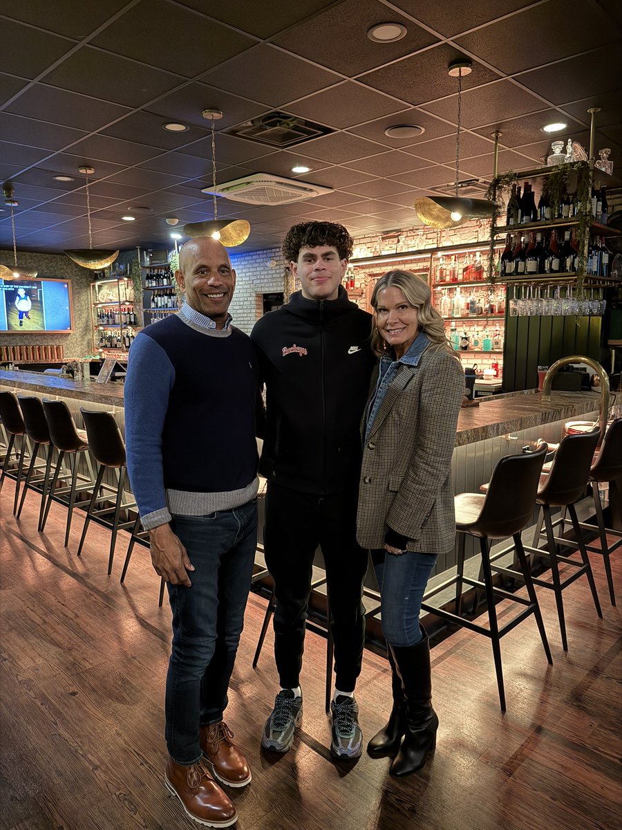 BraylenNash's tweet photo. Had to sneak in a little family time between the Big Ten Tournament and the NCAA Tournament. Met my parents for an amazing meal and Ioved the 8oz Choice Barrel Filet! Thank you to Three Creeks Gahanna for having us! #MarchMadness #GoBucks #Gahanna #614Eats https://t.co/fmBvcjyTyi
