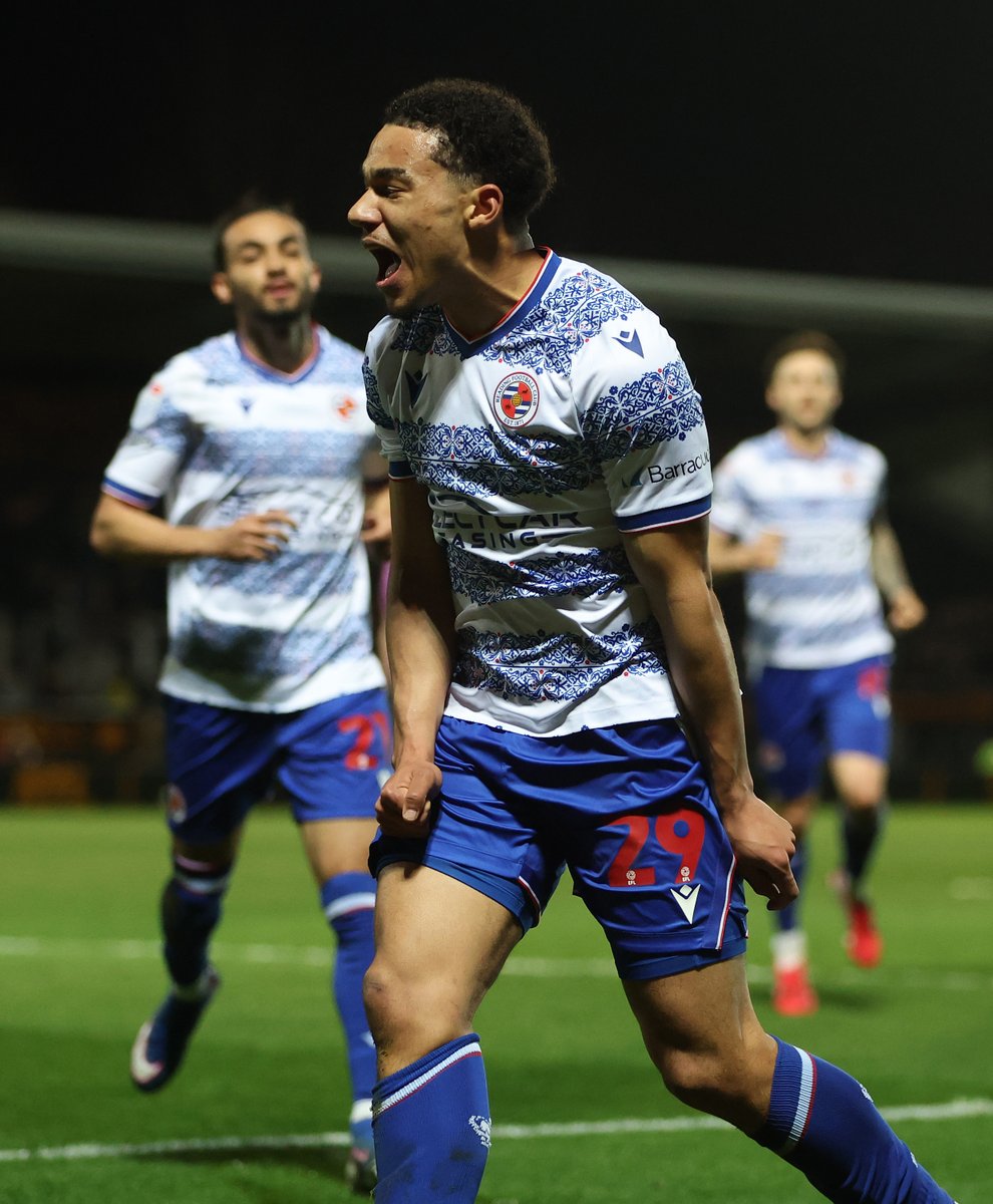 Reading FC tweet media