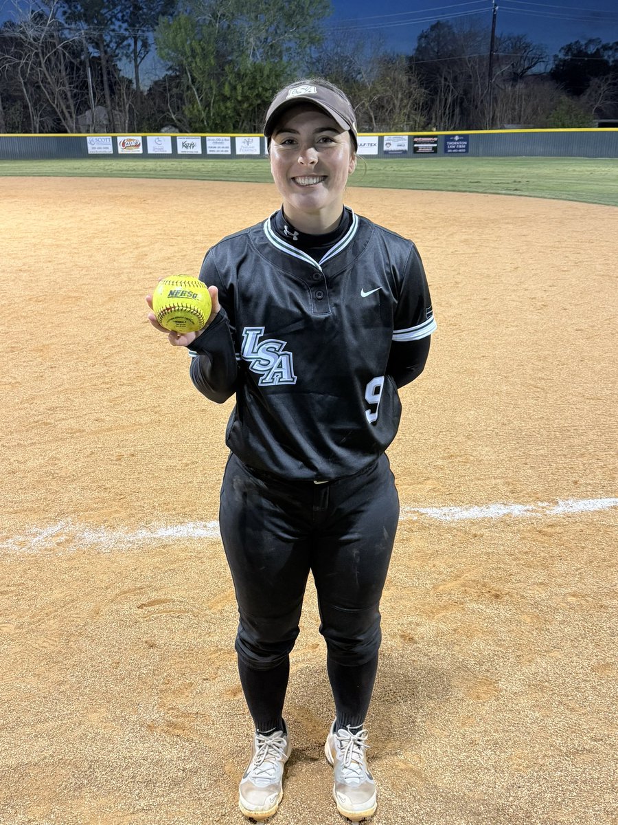 Lutheran South Academy Softball tweet media