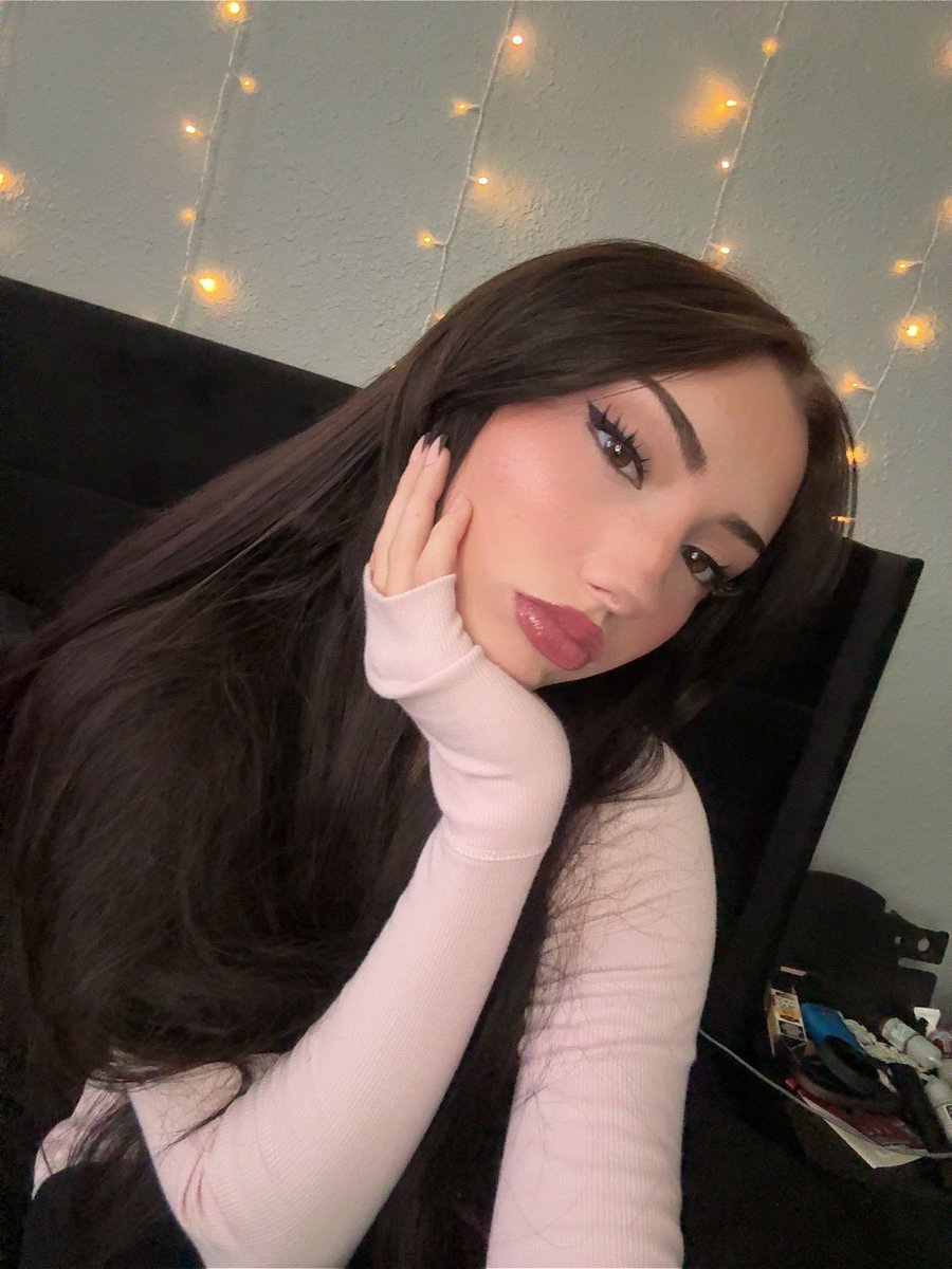 Mads (@fcknmadelynn) on Twitter photo 