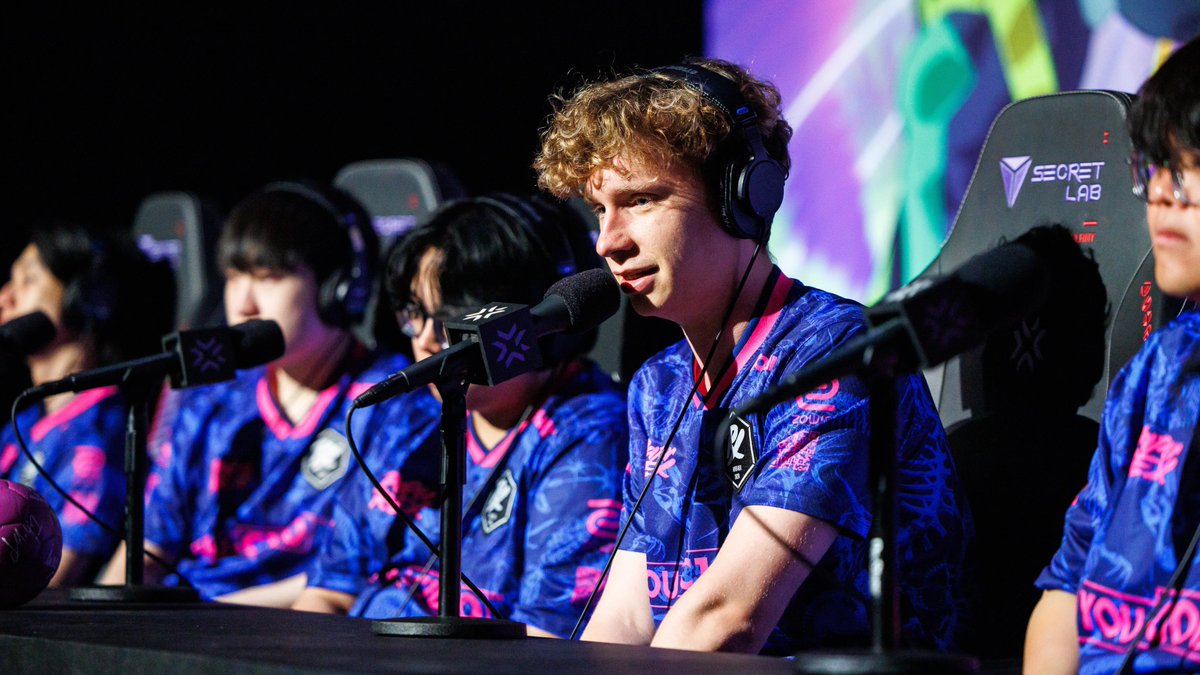 Esports_stories's tweet image. something「今日の試合では私のエネルギーという点でもっと上手く出来たと思う。G2戦の後、私はガス欠になっていたんだ。何もかもが助けにならないような気がしている」─ Grand Finalでのエネルギー不足と準備不足、次の大会に向けた意気込みを語る
👉️e-sportsgg.com/News/h0XyEyTw

#VALORANT #VCT