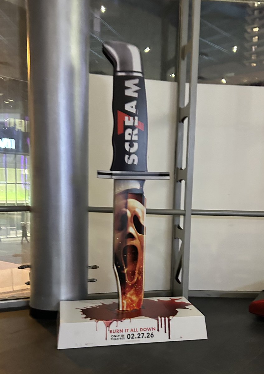 Ghostface Got Bangs tweet media