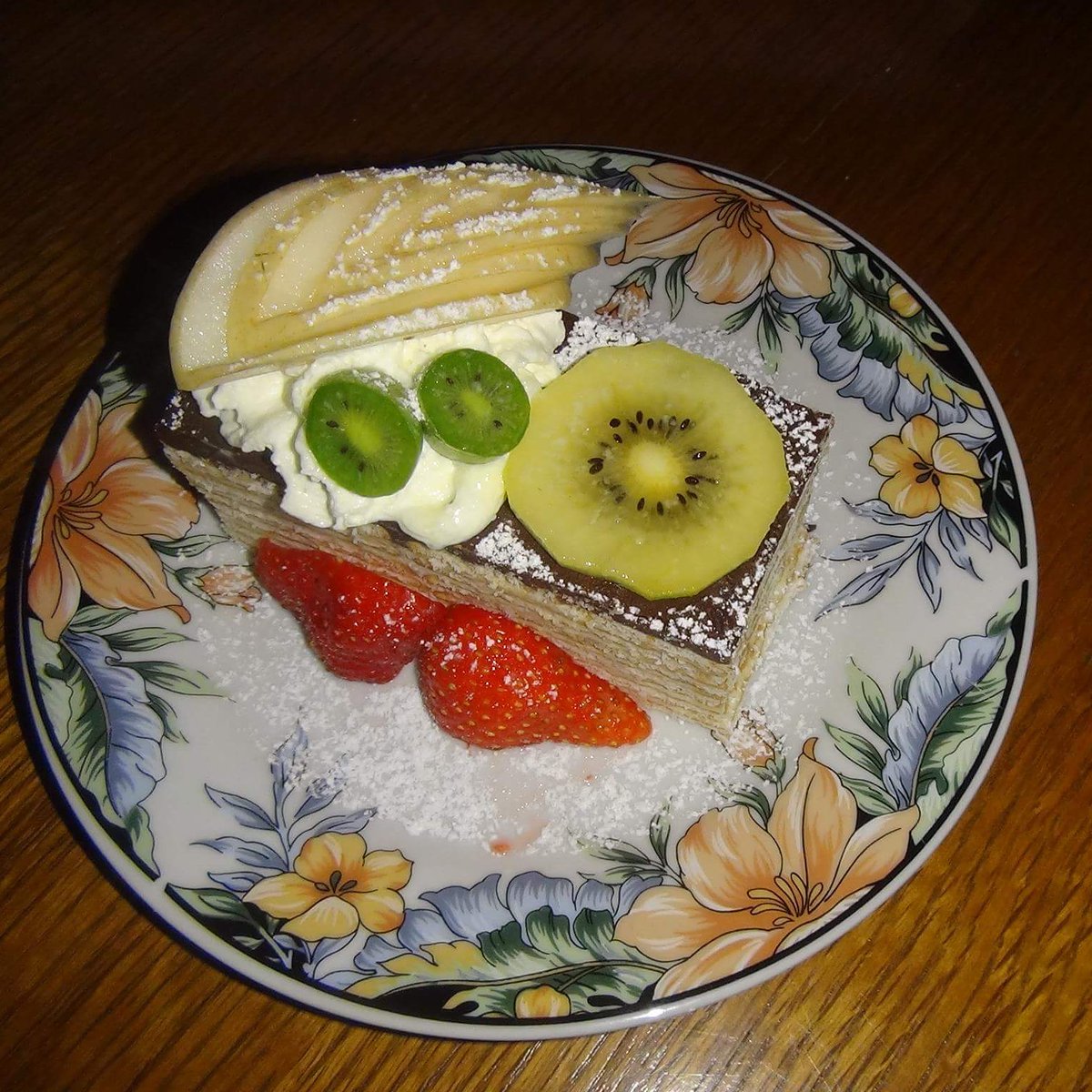 Chiisuigintou tweet media