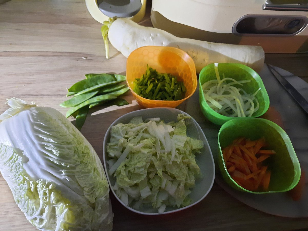 Chiisuigintou tweet media