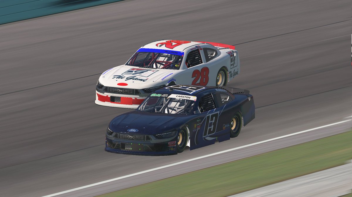 Hunter Carsten tweet media