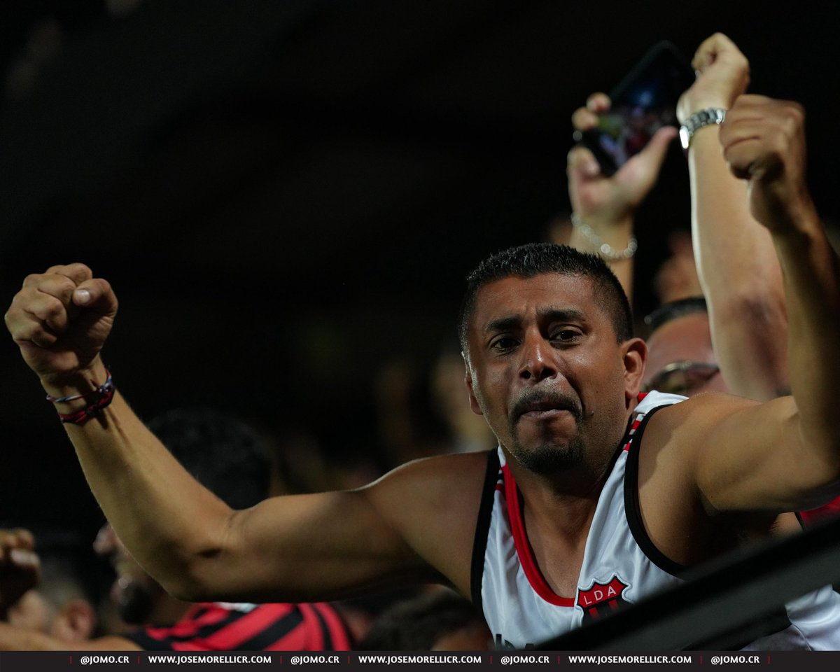 Tus estrellas no superan el aguante de mi gente 

📸  <a href="/JoMorelli/">Morelli</a>