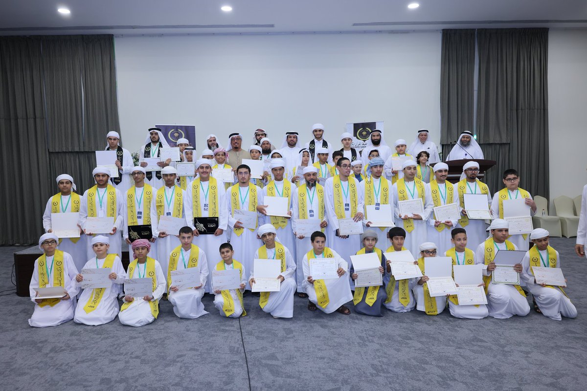 أخبار الفريق ضاحي خلفان تميم tweet media