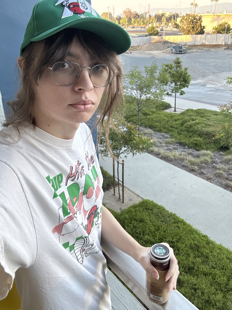 Honkey Topia tweet media