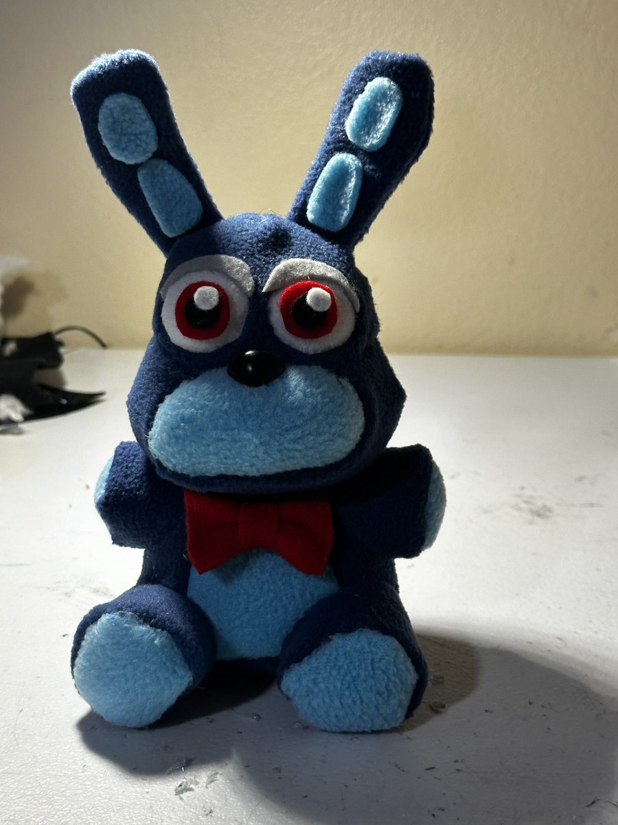 Freddyfazplushstudios tweet media