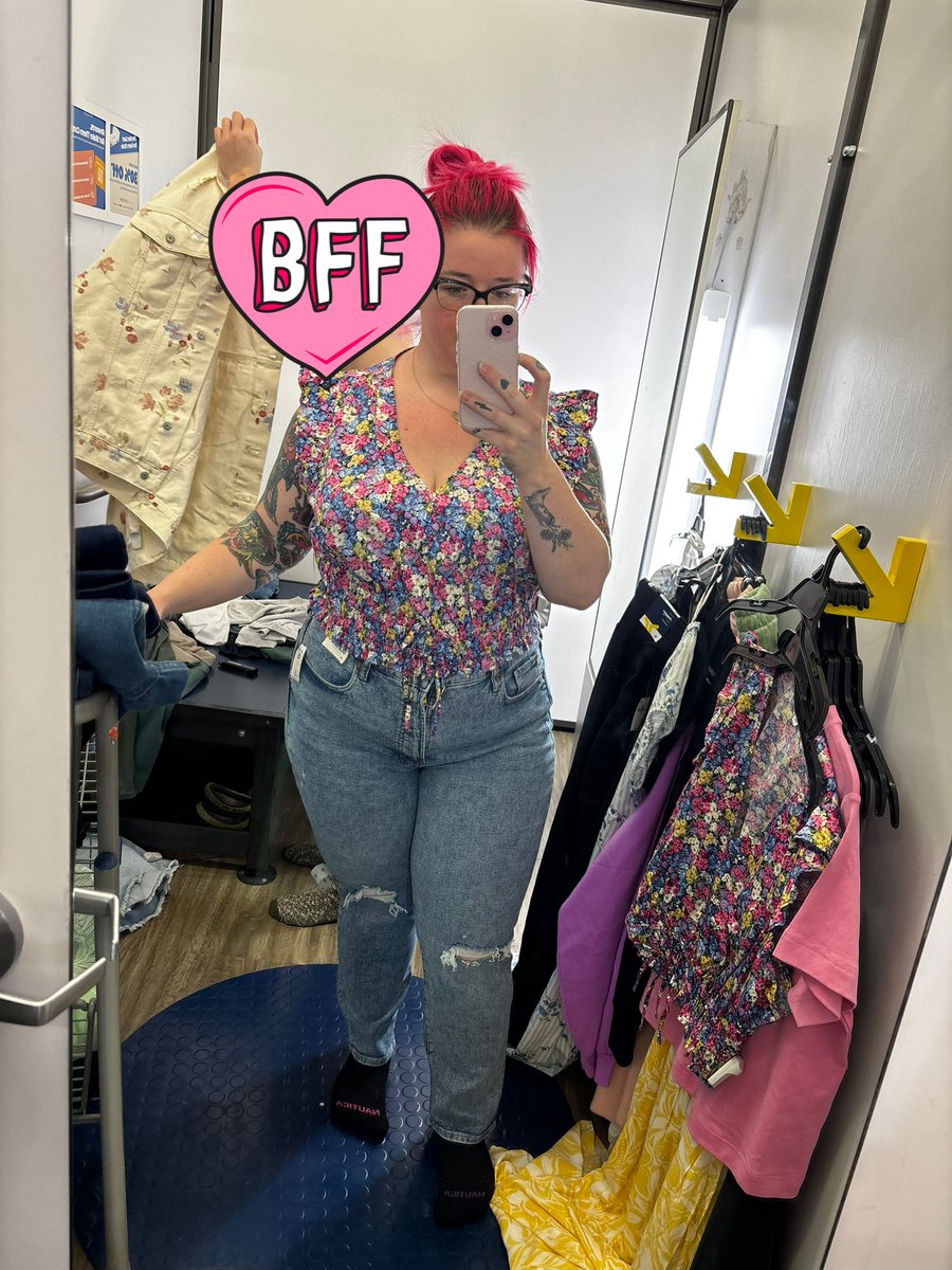 Sam 🧡🤎 tweet media