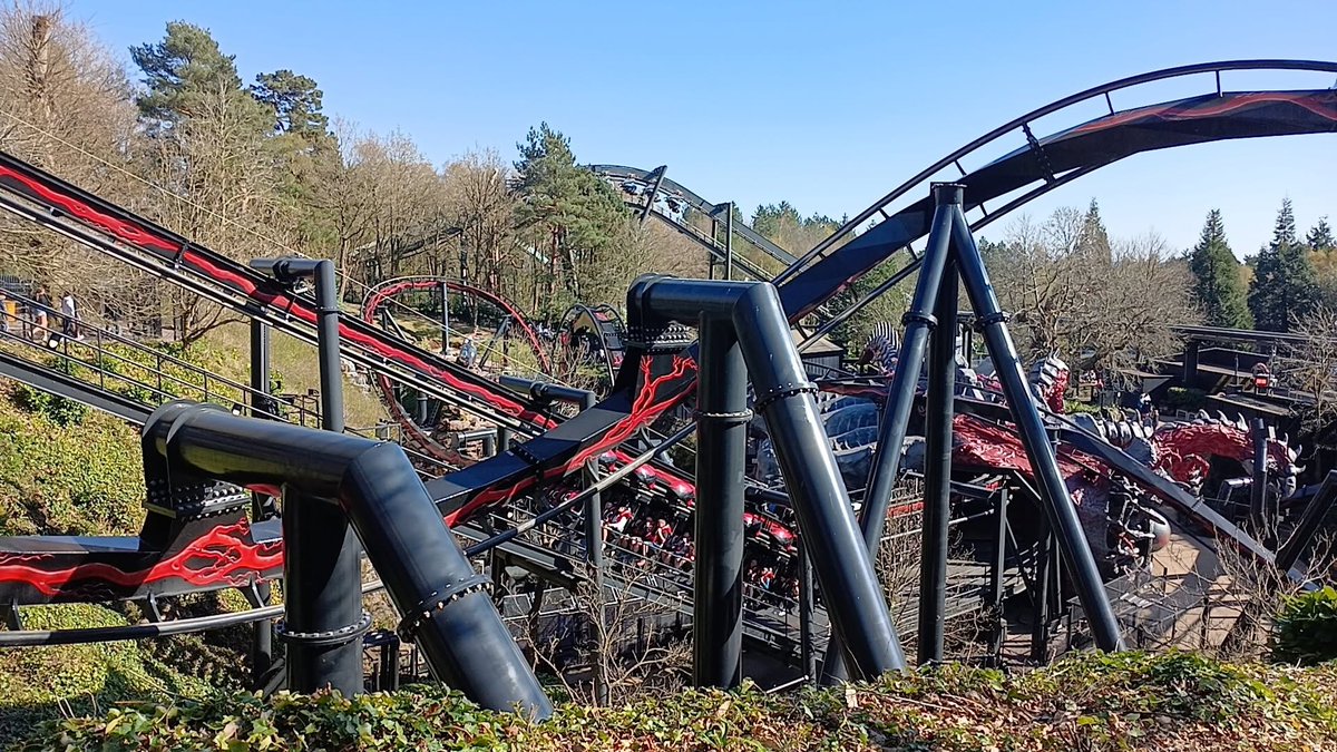 CoasterPilot🎢✈️ tweet media