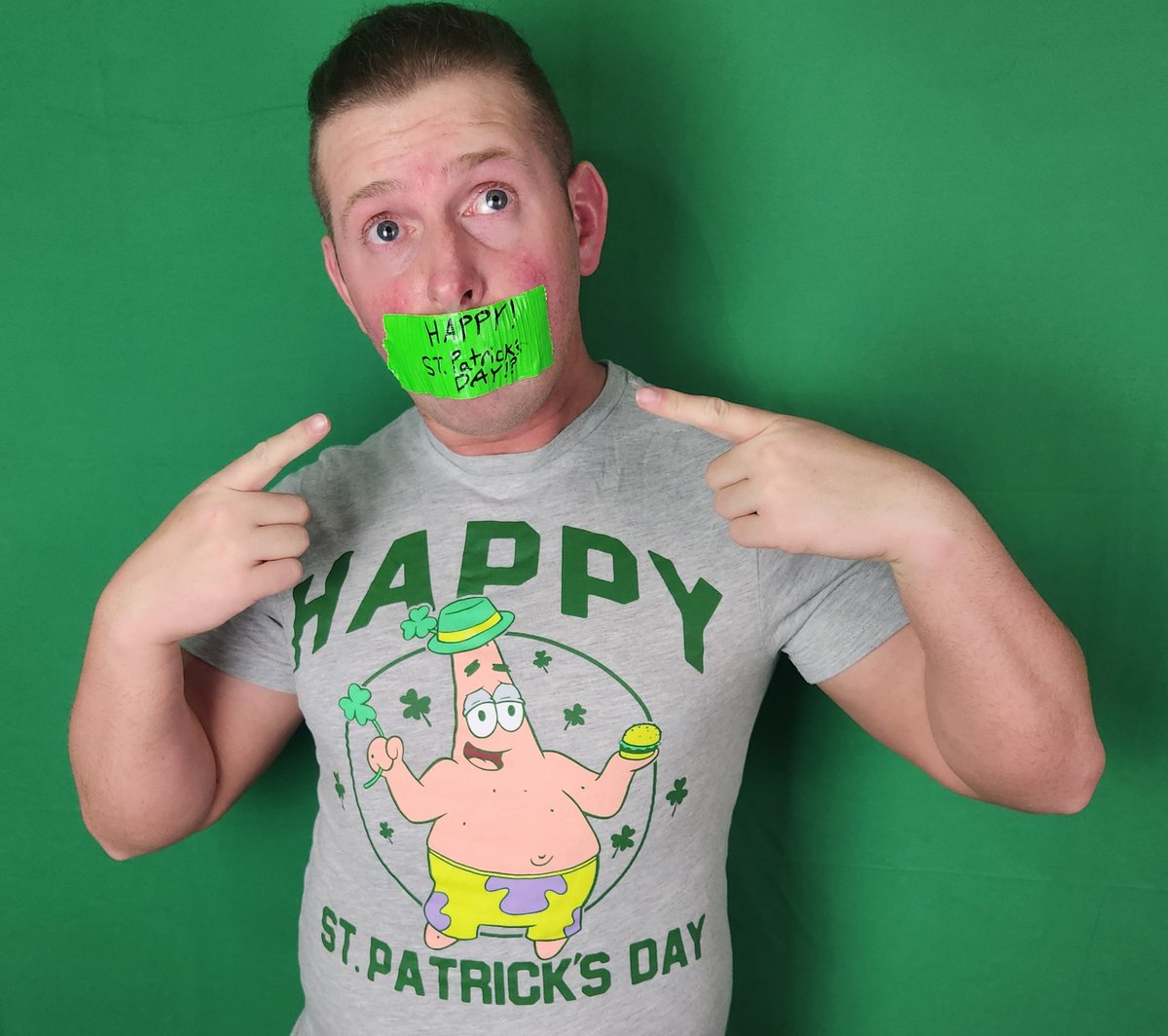 HeartfellaH's tweet photo. Was the shirt NOT SPECIFIC ENOUGH!? 🍀🤐🟢
#HappyStPattysDay #tapegag #gaggedguys #gagged #canttalk #boundguys #malebondage #bondage #nicearms #thickarms #malearms #silenceisgreen #TAKETHISTAPEOFFOFMYMOUTH https://t.co/4MIl55Su1a