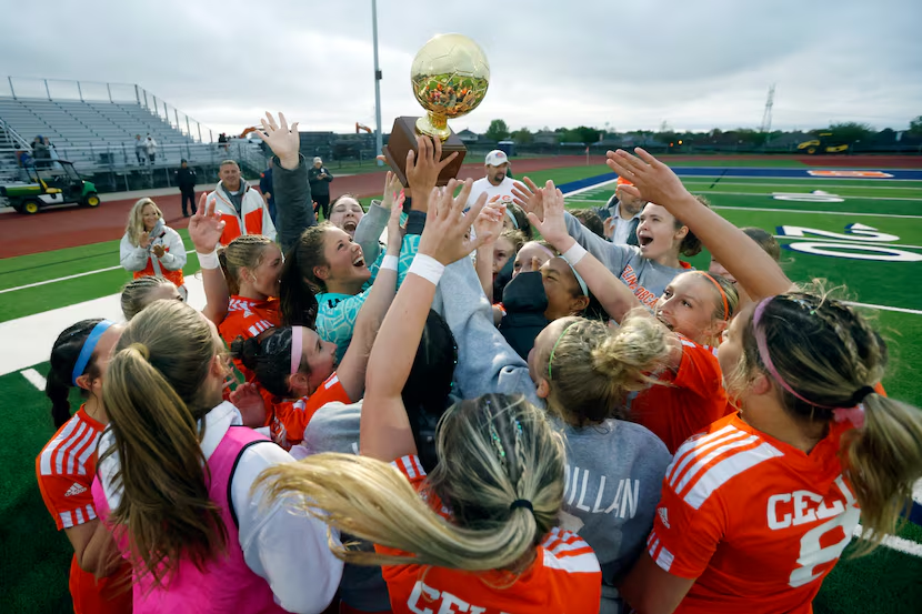 IshmaelRJohnson's tweet photo. #THSSOC D-FW SOCCER PAIRINGS/LOCATIONS:
Boys: https://t.co/Eg6hYIPjj3
Girls: https://t.co/l3mtet6BKq
@SportsDayHS https://t.co/e2xJjEJULO