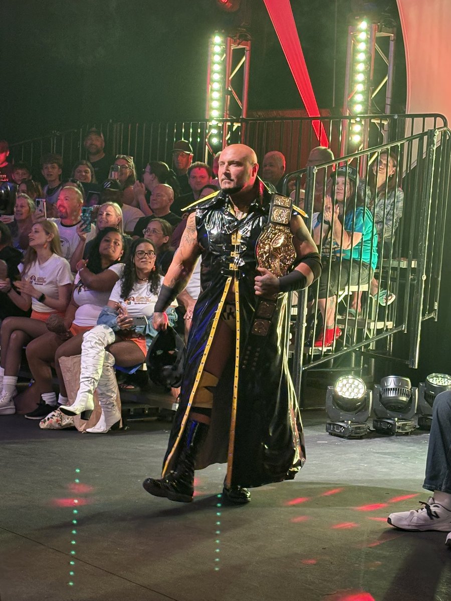 Wrestlevision tweet media