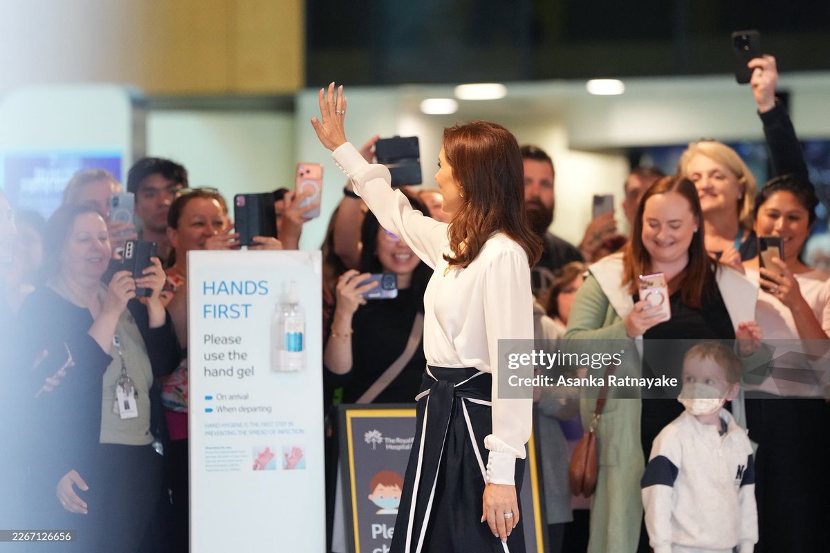 ChristinZ tweet media