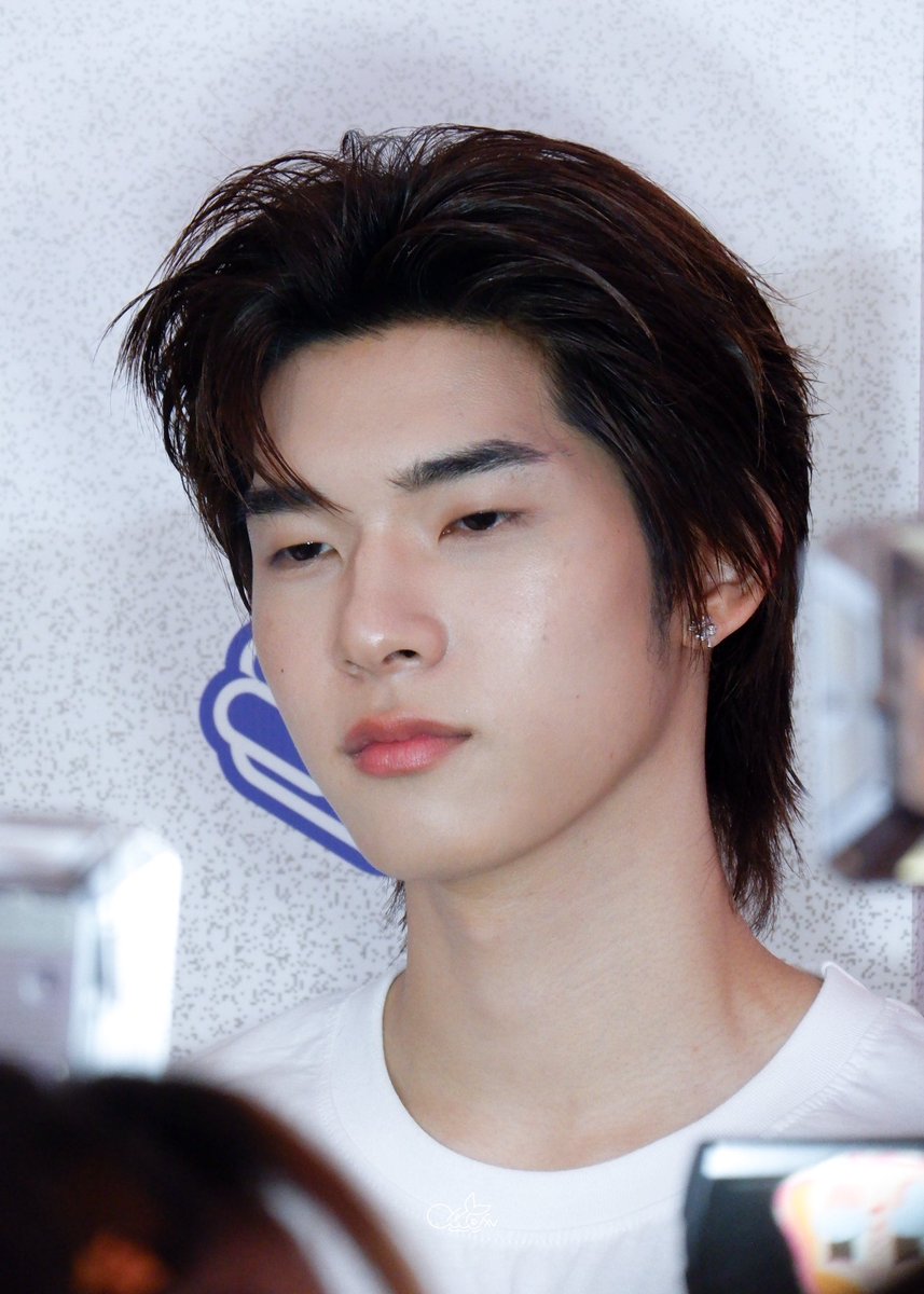 Cynefxn's tweet photo. 260317 #คนหล่อขอทำดีปี19

#twnpich 
#คนหล่อขอทำดีปี19xDMD https://t.co/tAm1k8Aihb