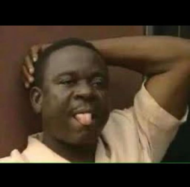 RealRoheemah's tweet photo. 3 AM and there’s still no light. The only thing current in this house is the sweat on my forehead. 🥵
To those of us scrolling in the dark with 12% battery, may our chargers find light before we find sleep. NEPA 1 - 0 Human Rights. 🕯️🚶🏾♂️ #NoLight #Nigeria https://t.co/Bl5DmN5I5r