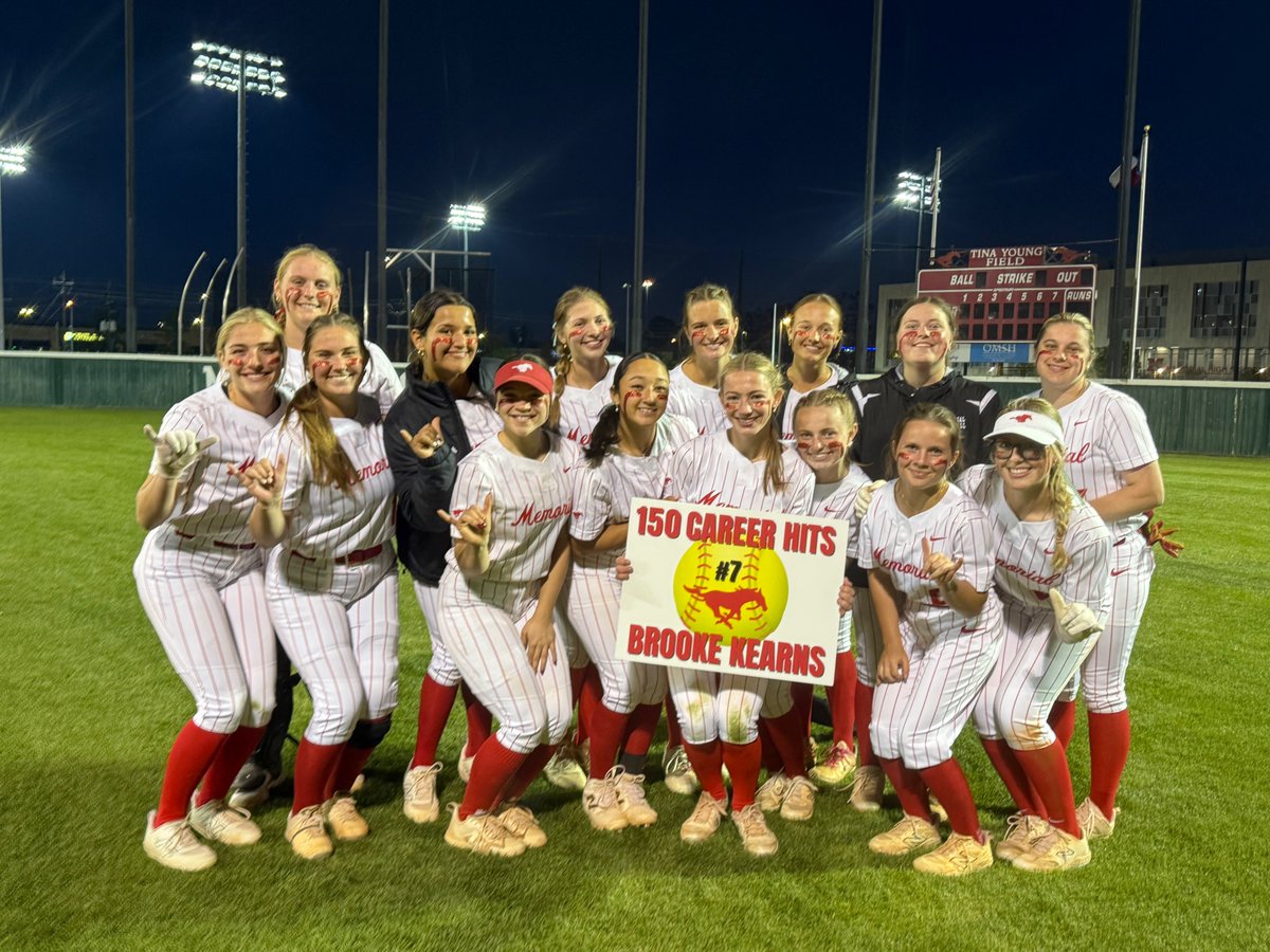 Memorial Mustang Softball tweet media