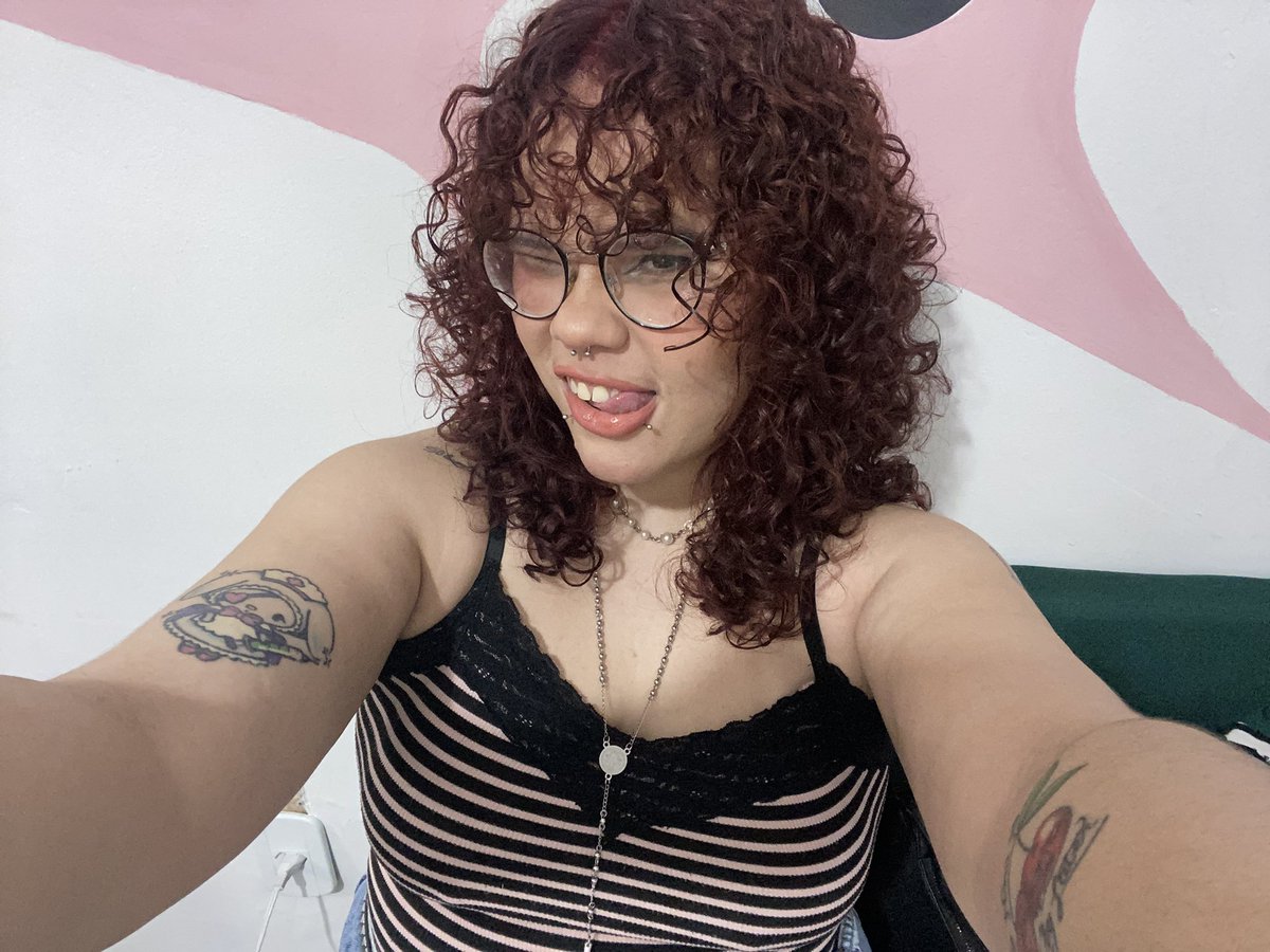 ✸ 𝒫𝓇𝒾𝓃𝒸𝑒𝓈𝒶 𝐸𝓋𝒾𝑒 ✸ tweet media