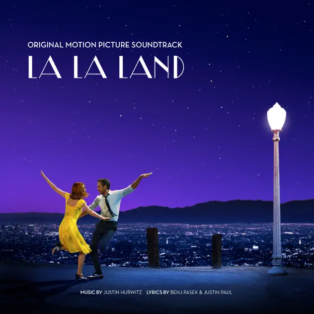 映画のポスターと同じく『ラ・ラ・ランド』のサントラ（海外盤）の
