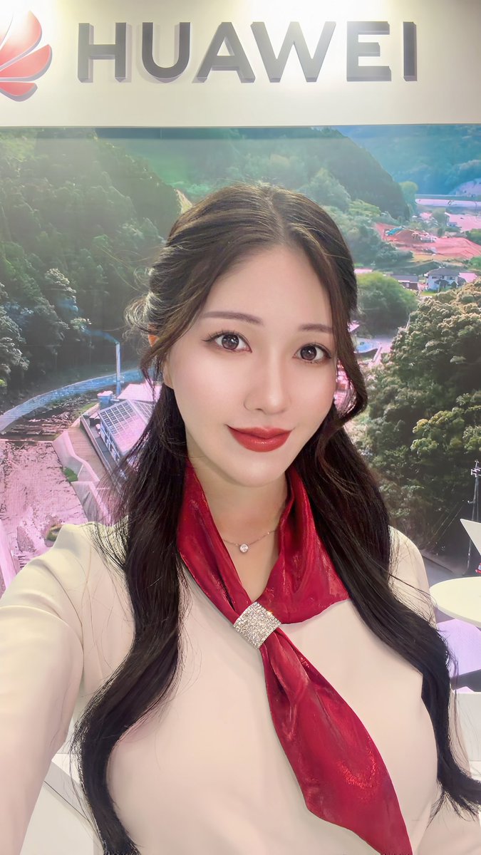sana__aoi's tweet image. SMART ENERGY WEEK［春］2026
HUAWEI様ブースいます🇨🇳✨
 #huawei  #東京ビックサイト