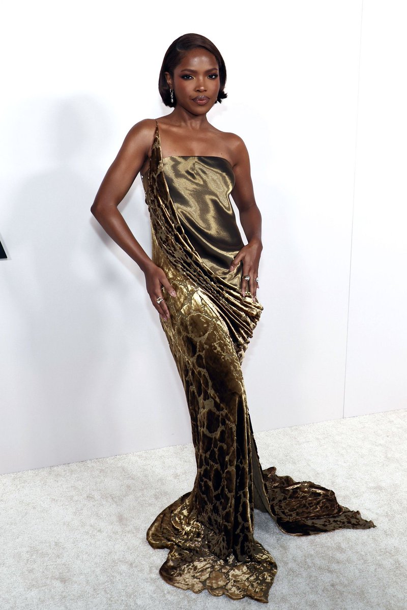 COCO AND RYAN AT THE PREMIERE OMG