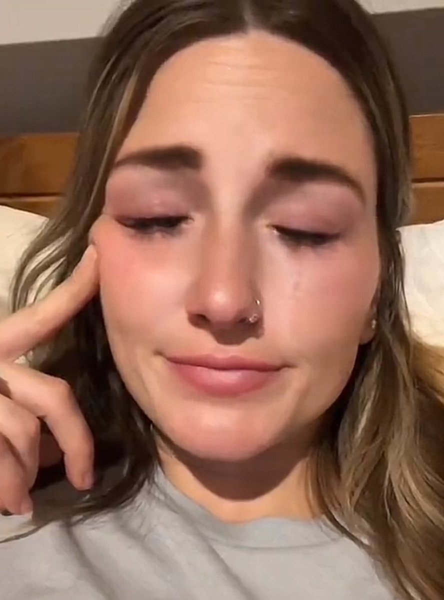 @xEmilia21 tweet media