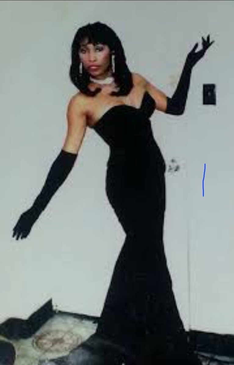 MyExclusiveOpinion (MEO) tweet media