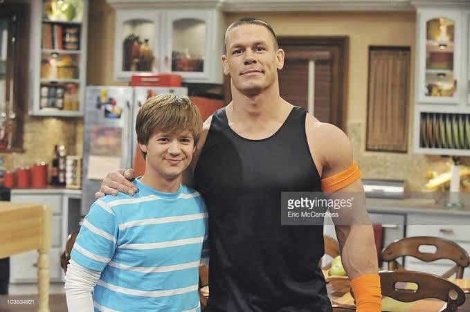 LeesCosplays tweet media