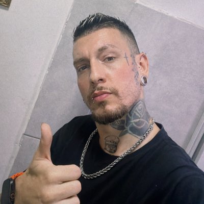 ph_mbroz's tweet photo. #NovaFotoDePerfil https://t.co/XC9t2DHCqv