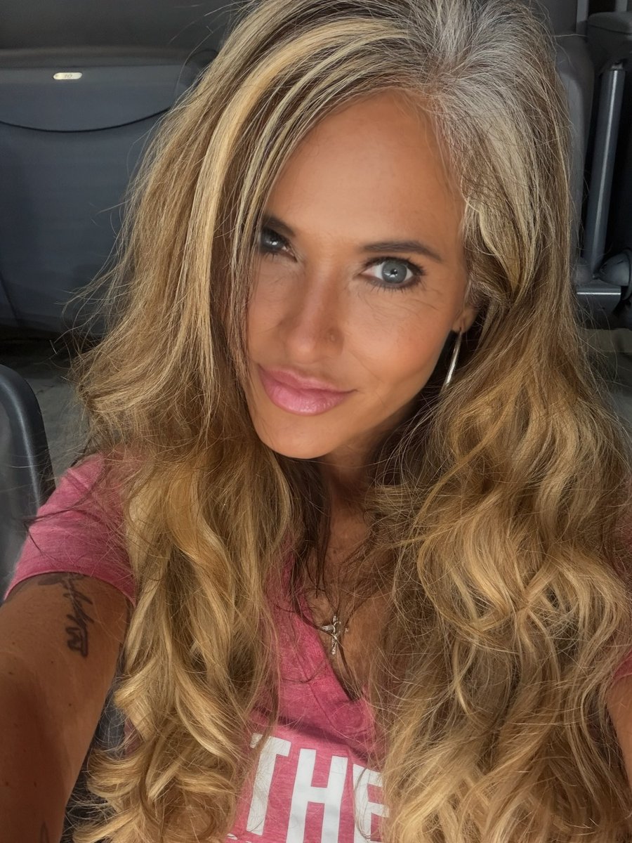 GeorgiaFireball MILF over 50 tweet media