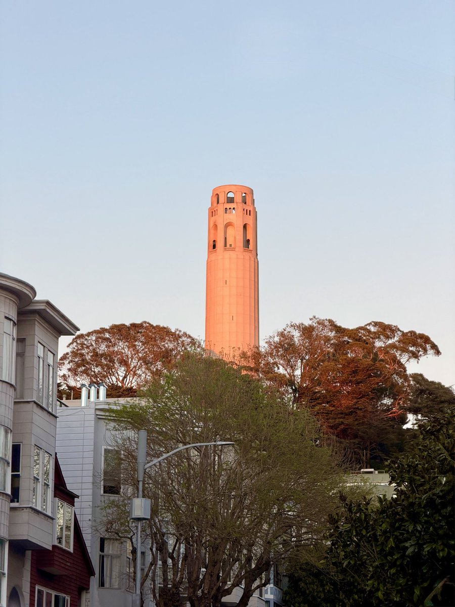 Yana Welinder tweet media