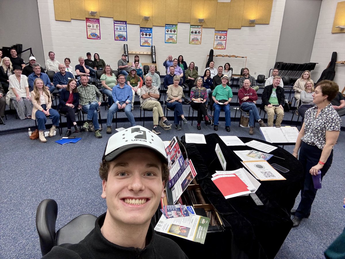 Riley Beesley tweet media