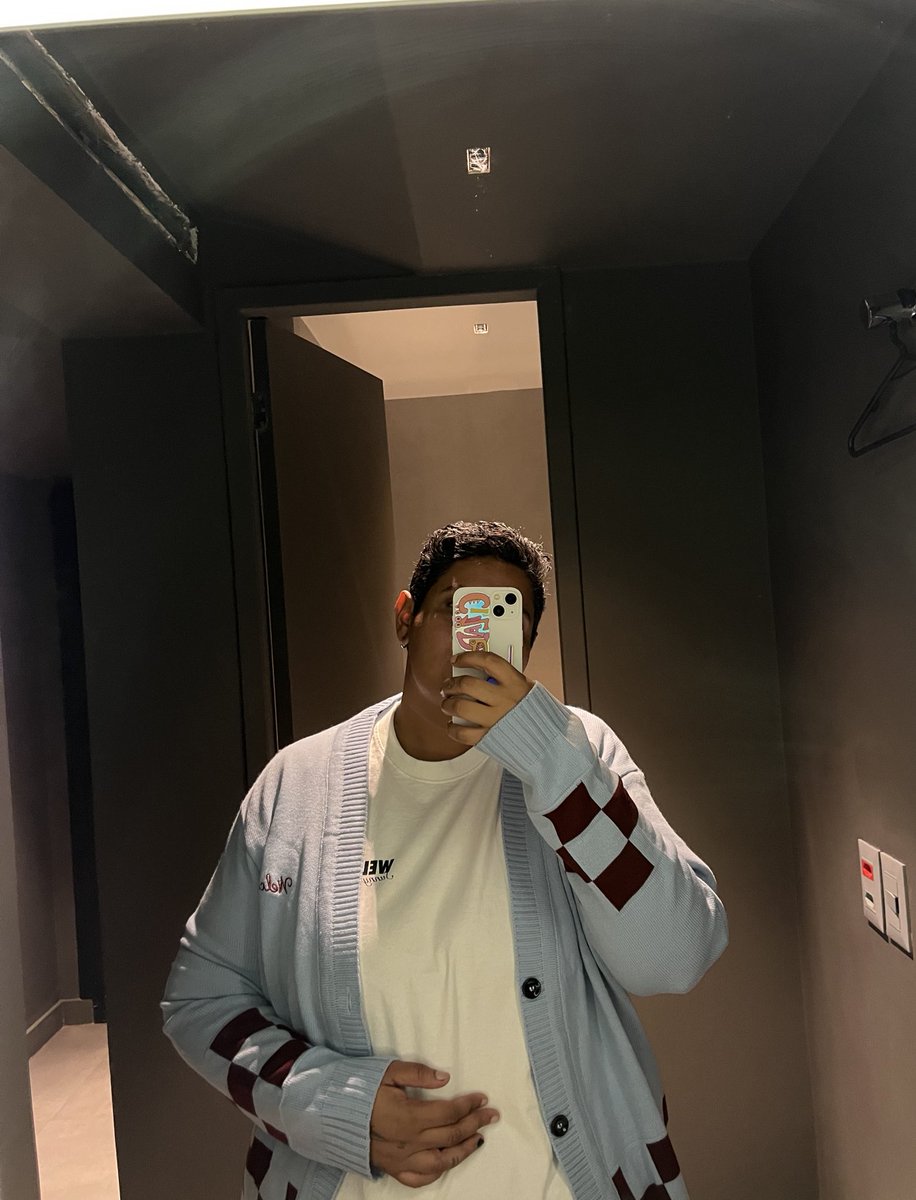 babyblue tweet media