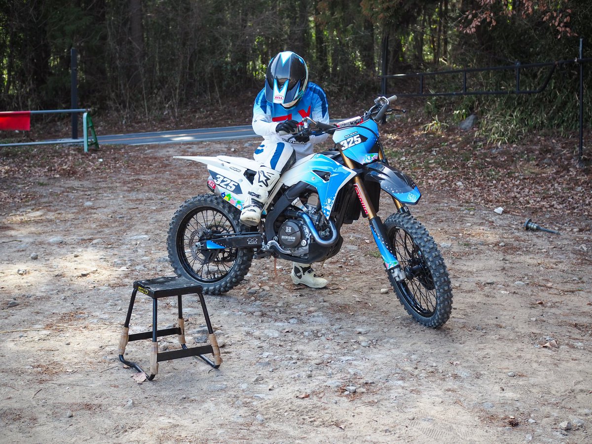 325Fuma's tweet photo. 徐々にいつもの感覚に戻って来た感じ。
楽しいね、FMX。
続けていこう。

Keep going! https://t.co/V0f7JnJK5W