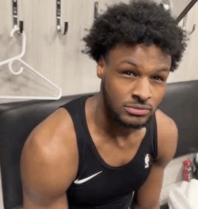 Just Me ro3 tweet media