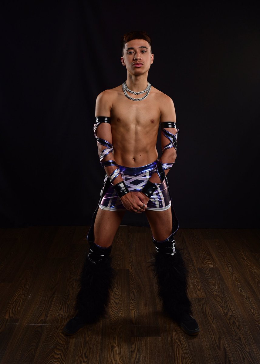 RakariRefani's tweet photo. The Baddest of them all 😻💸 
-
#prowrestler #prowrestling https://t.co/VmwNzwIqSw