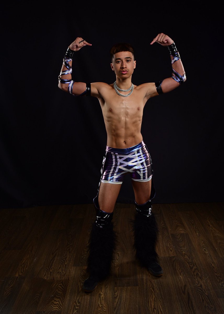 RakariRefani's tweet photo. The Baddest of them all 😻💸 
-
#prowrestler #prowrestling https://t.co/VmwNzwIqSw