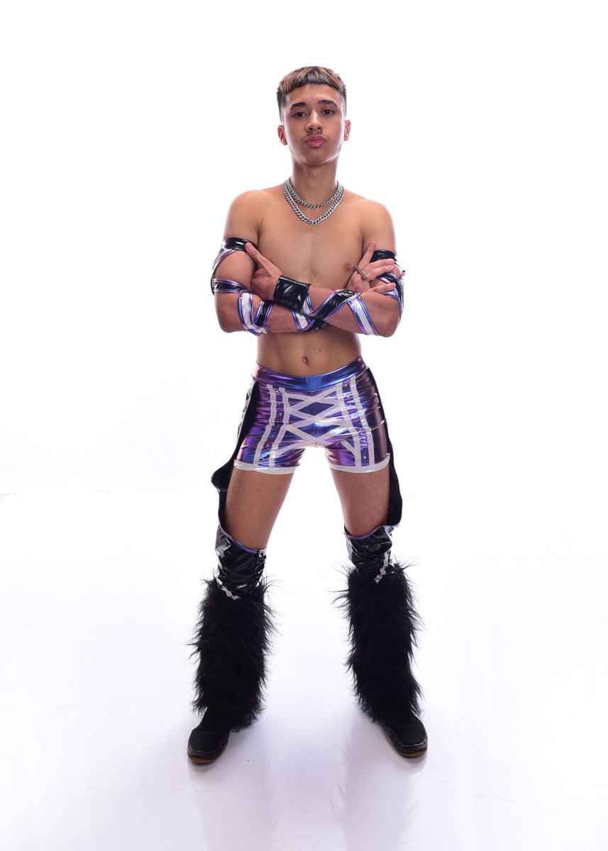 RakariRefani's tweet photo. The Baddest of them all 😻💸 
-
#prowrestler #prowrestling https://t.co/VmwNzwIqSw