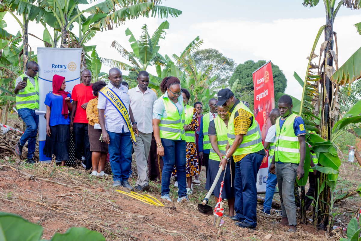 Rotary Club Of Kiwenda tweet media