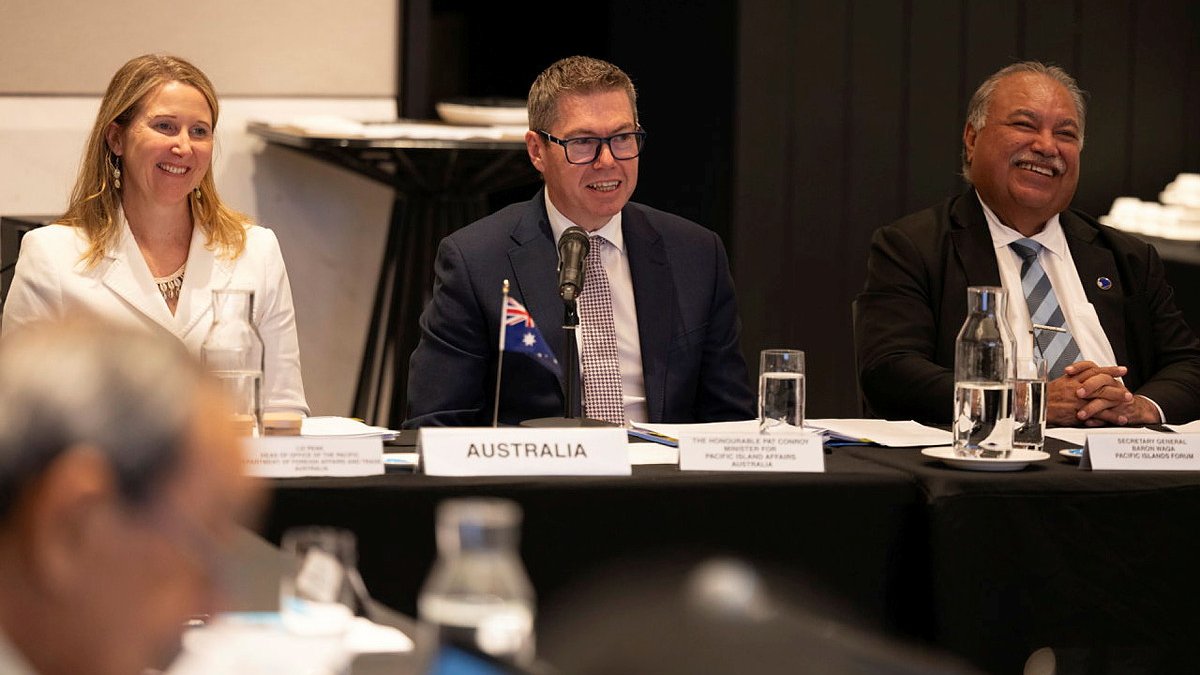 OfficePacificAU's tweet photo. โ๏ธ The North Pacific Connector has carried over 55,000 passengers and 800 tonnes of freight โ boosting tourism, trade and connection. Thank you to North Pacific Ministers and PIFSG for visiting Canberra to chart the next steps in partnership ๐ฆ๐บ๐ณ๐ท๐ฐ๐ฎ๐ฒ๐ญ๐ซ๐ฒ๐ต๐ผ @PatConroy1 #Pacificunity https://t.co/KFfosqFNUd