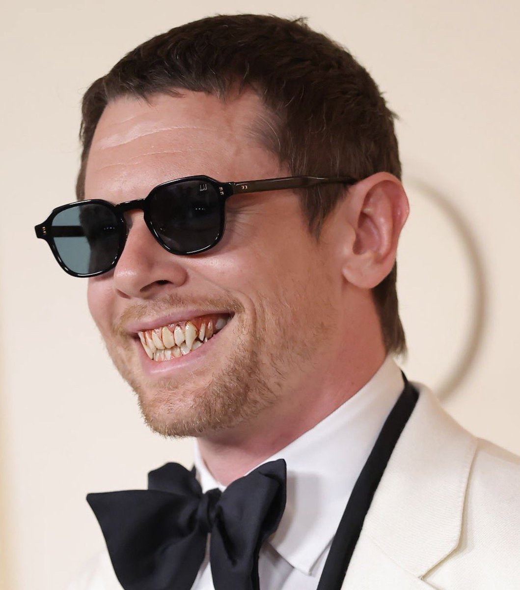 Greg the Sorcerer tweet media