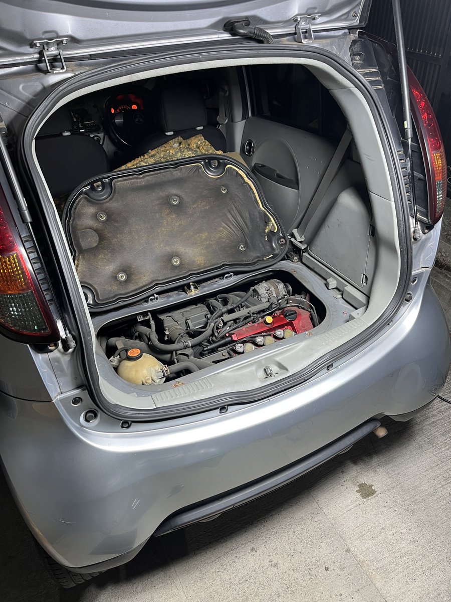 このアイターボ誰か5万円とかでいりませんか？
今日明日で売れなかったら捨てます、価格要相談です

156000キロ
車検令和9年/7月まで
ATが壊れていてバックできません

#車売ります