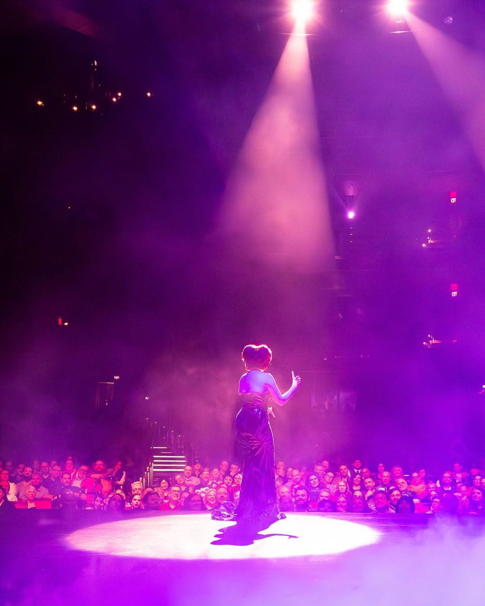 Lucy Darling tweet media