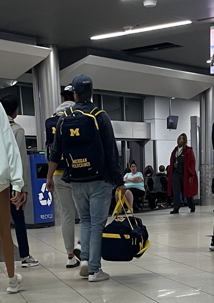 Thea Von tweet media